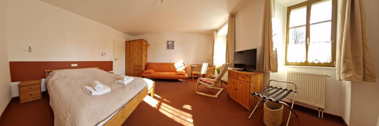 Garni Hotel Zum Hothertor กอร์ลิตซ์ ภายนอก รูปภาพ